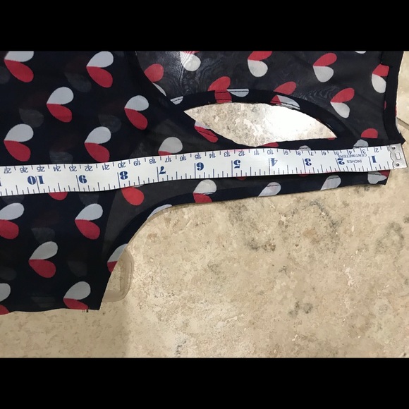 Cute heart patterned blouse - Picture 5 of 6